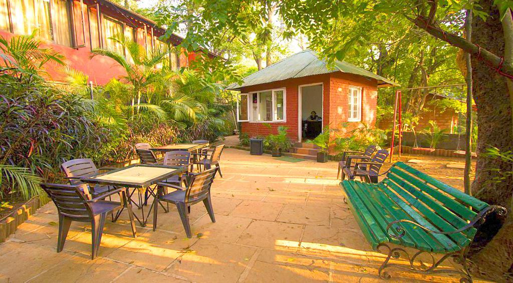 מת'ראן Radha Cottage מראה חיצוני תמונה